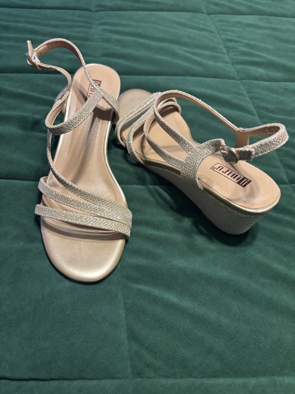 Annie Low Wedge Strappy Sandals in Champagne